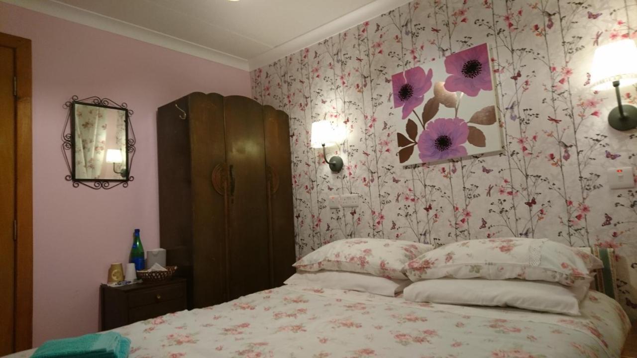 Scotland Paradise Relax Accommodation By Shooting Club Kirriemuir Balintore  Dış mekan fotoğraf