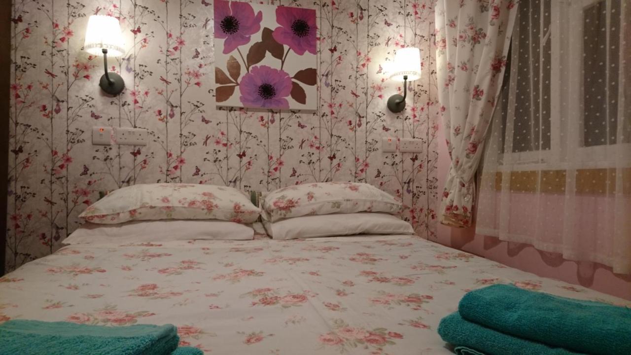 Scotland Paradise Relax Accommodation By Shooting Club Kirriemuir Balintore  Dış mekan fotoğraf