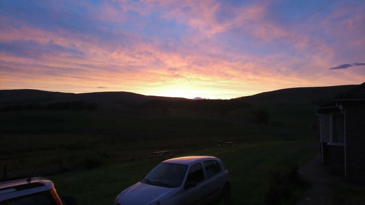 Scotland Paradise Relax Accommodation By Shooting Club Kirriemuir Balintore  Dış mekan fotoğraf