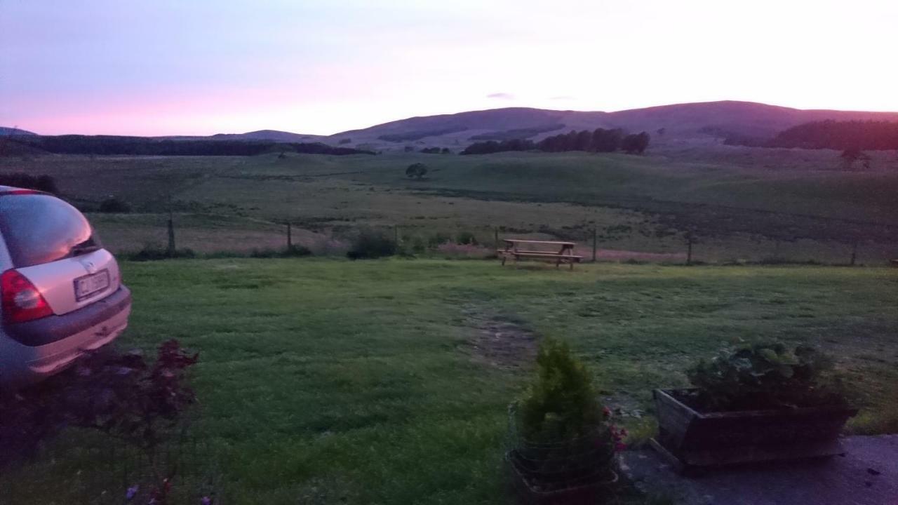 Scotland Paradise Relax Accommodation By Shooting Club Kirriemuir Balintore  Dış mekan fotoğraf