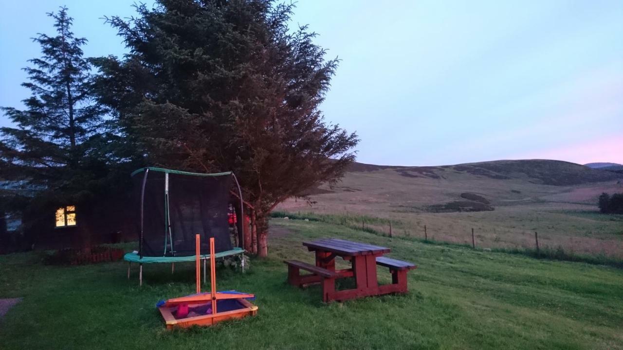 Scotland Paradise Relax Accommodation By Shooting Club Kirriemuir Balintore  Dış mekan fotoğraf